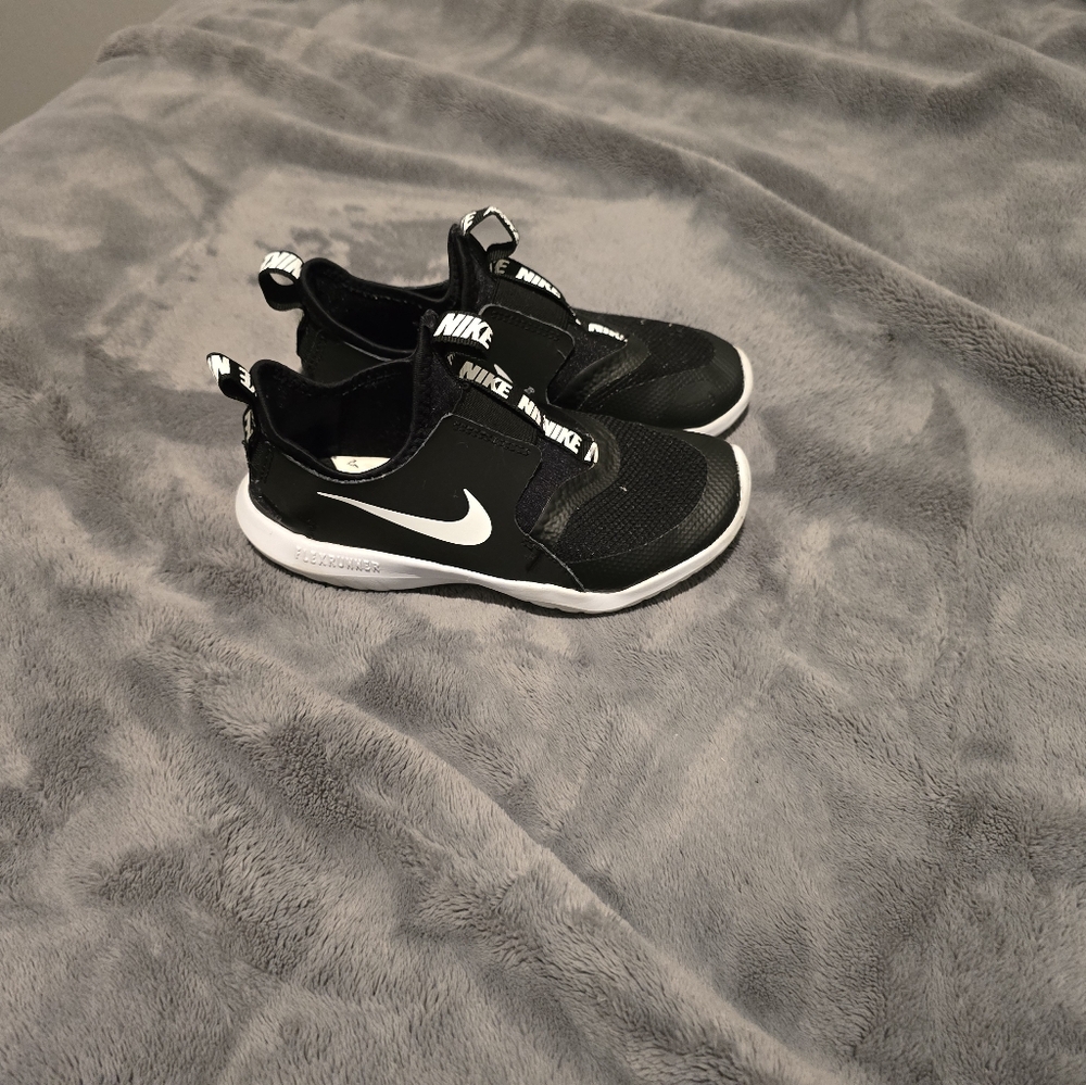 Boys 13C Used Nike Shoes in black and white